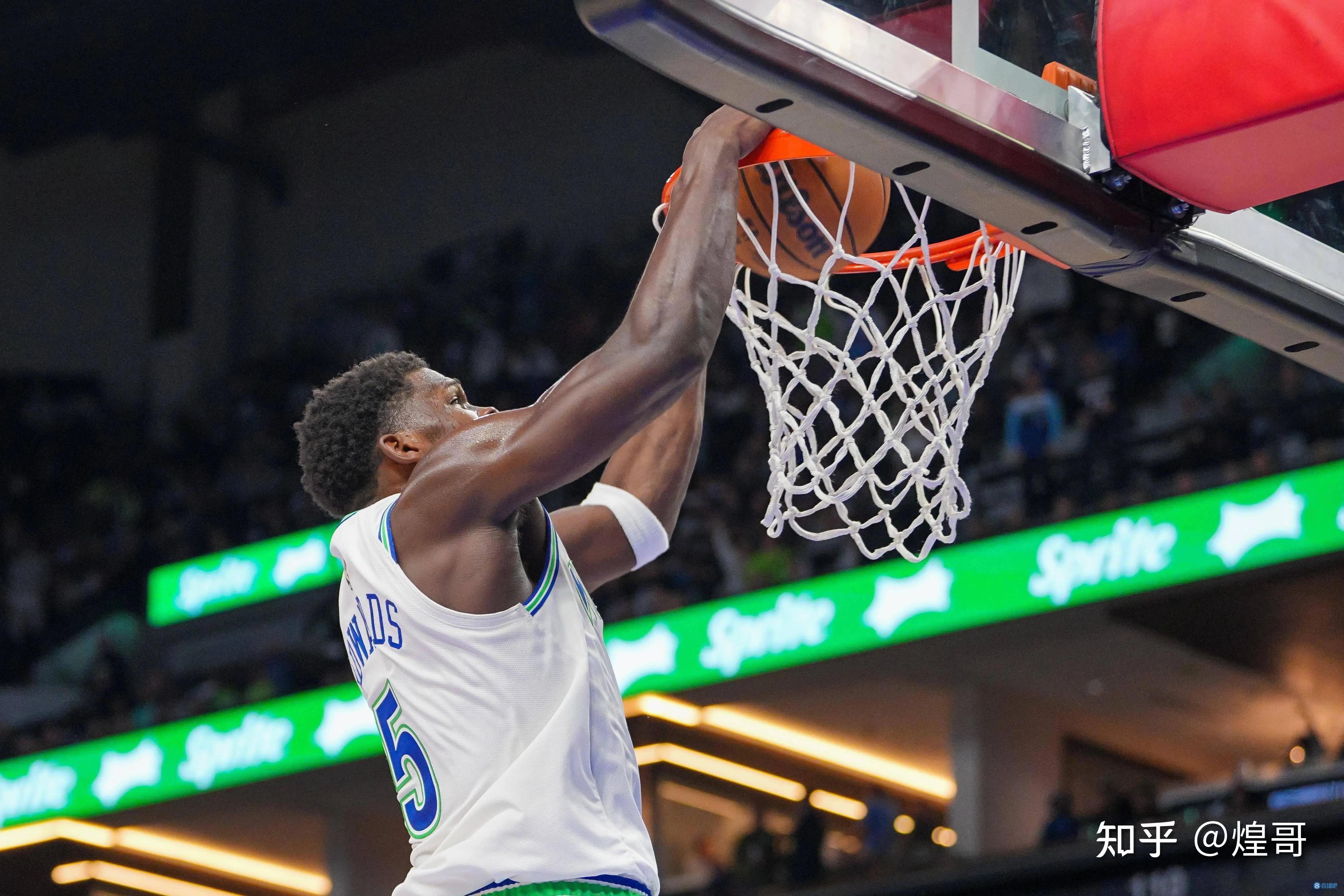  明尼苏达森林狼vs金州勇士 爱游戏棋牌平台