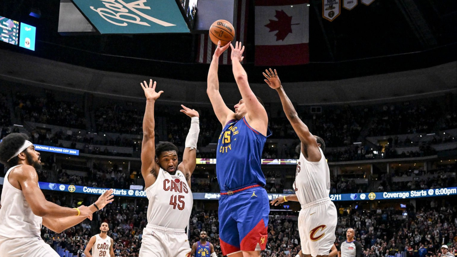 包含太狠了！丹佛掘金绝杀压哨备战NBA总决赛曼联关键时刻外线爆发，密尔沃基雄鹿完成体检备战欧联的词条AYX竞技对战